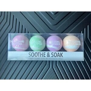 Soothe and Soak Bath Bomb Set